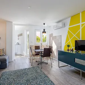 Designer Flats In Lapa By Lovelystay Apartamento Lisboa