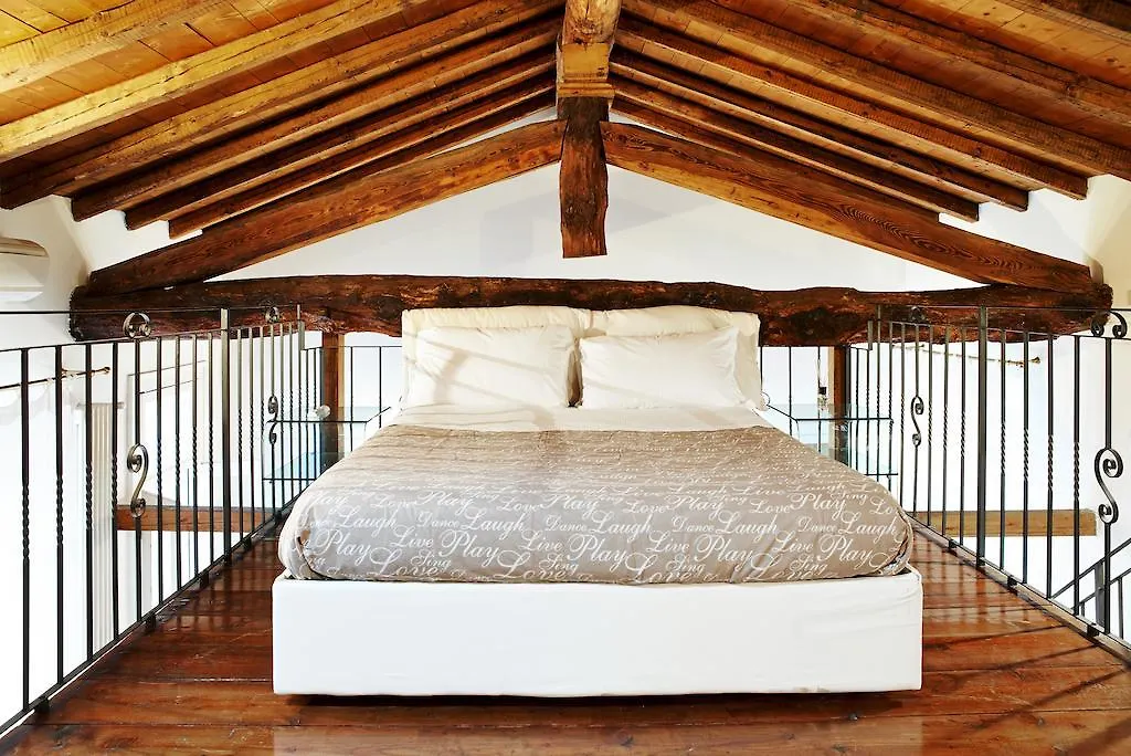 P&P Piazza Bergamo Apartment